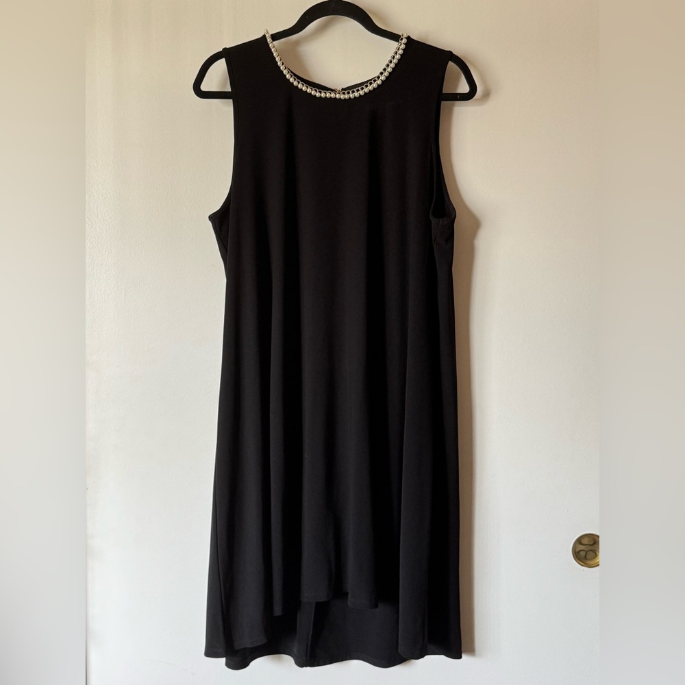 Karl Lagerfeld Dress With Pearls detail